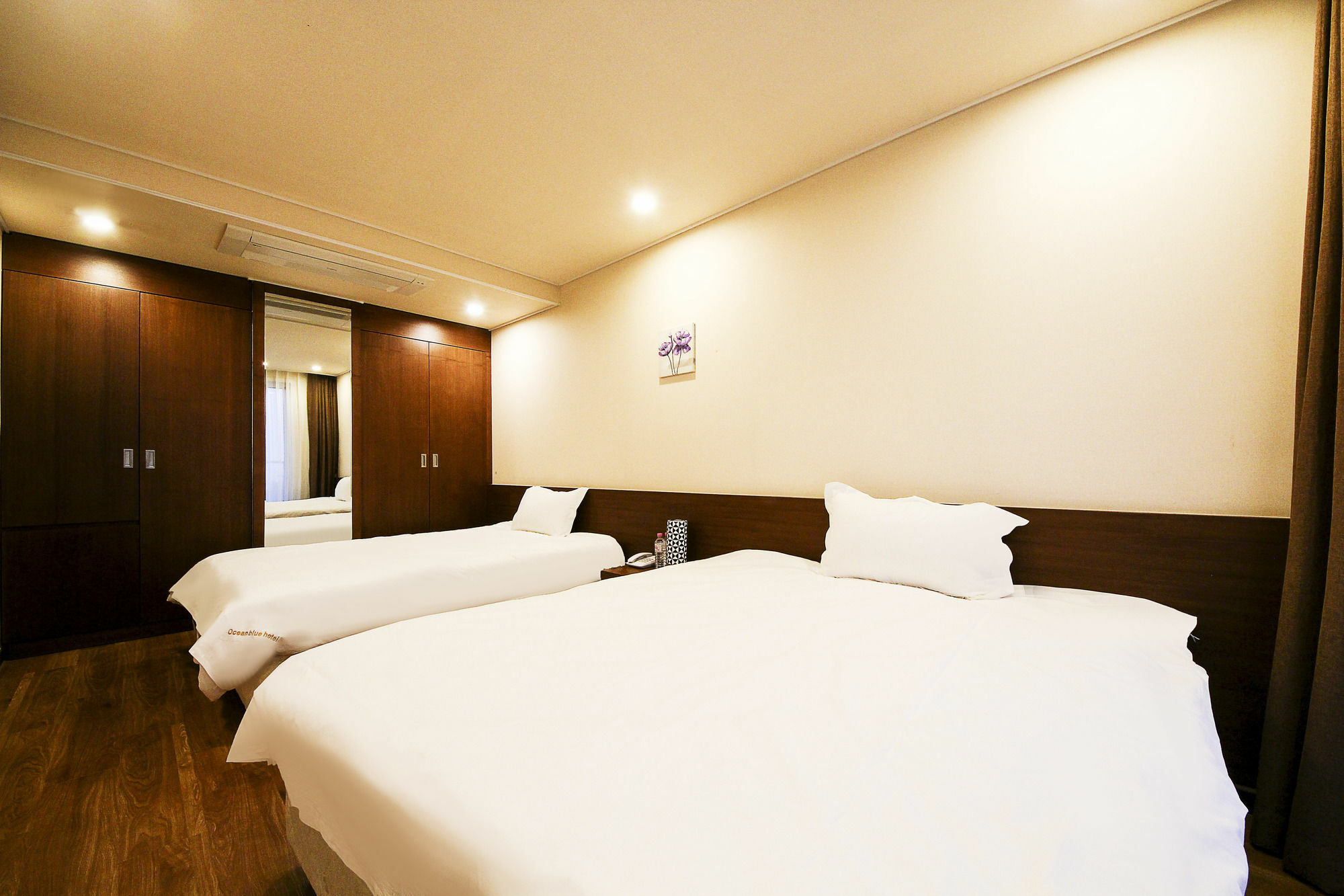 Jeju Jungmun Ocean Blue Hotel Сеогвипо Екстериор снимка