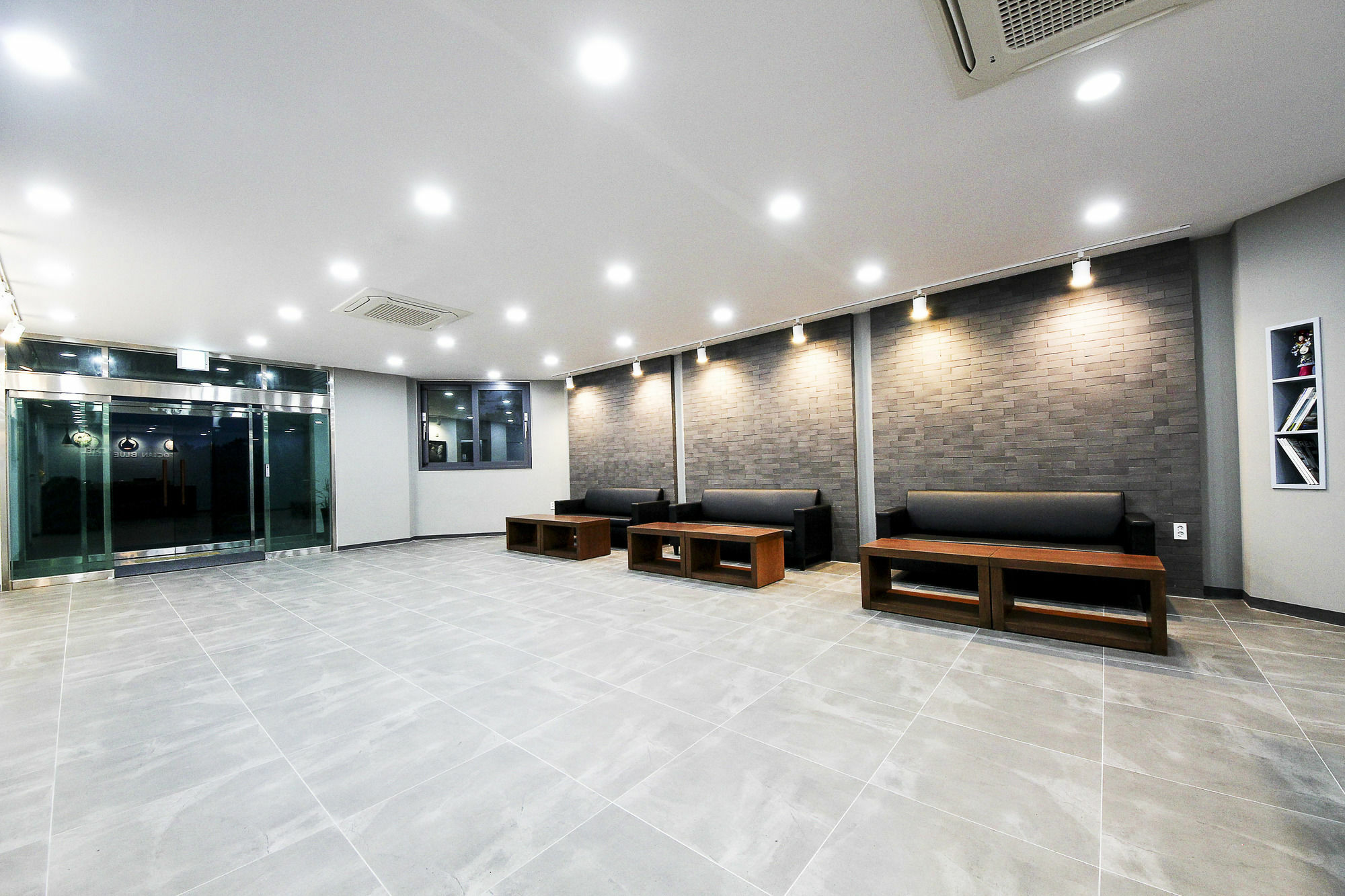 Jeju Jungmun Ocean Blue Hotel Сеогвипо Екстериор снимка