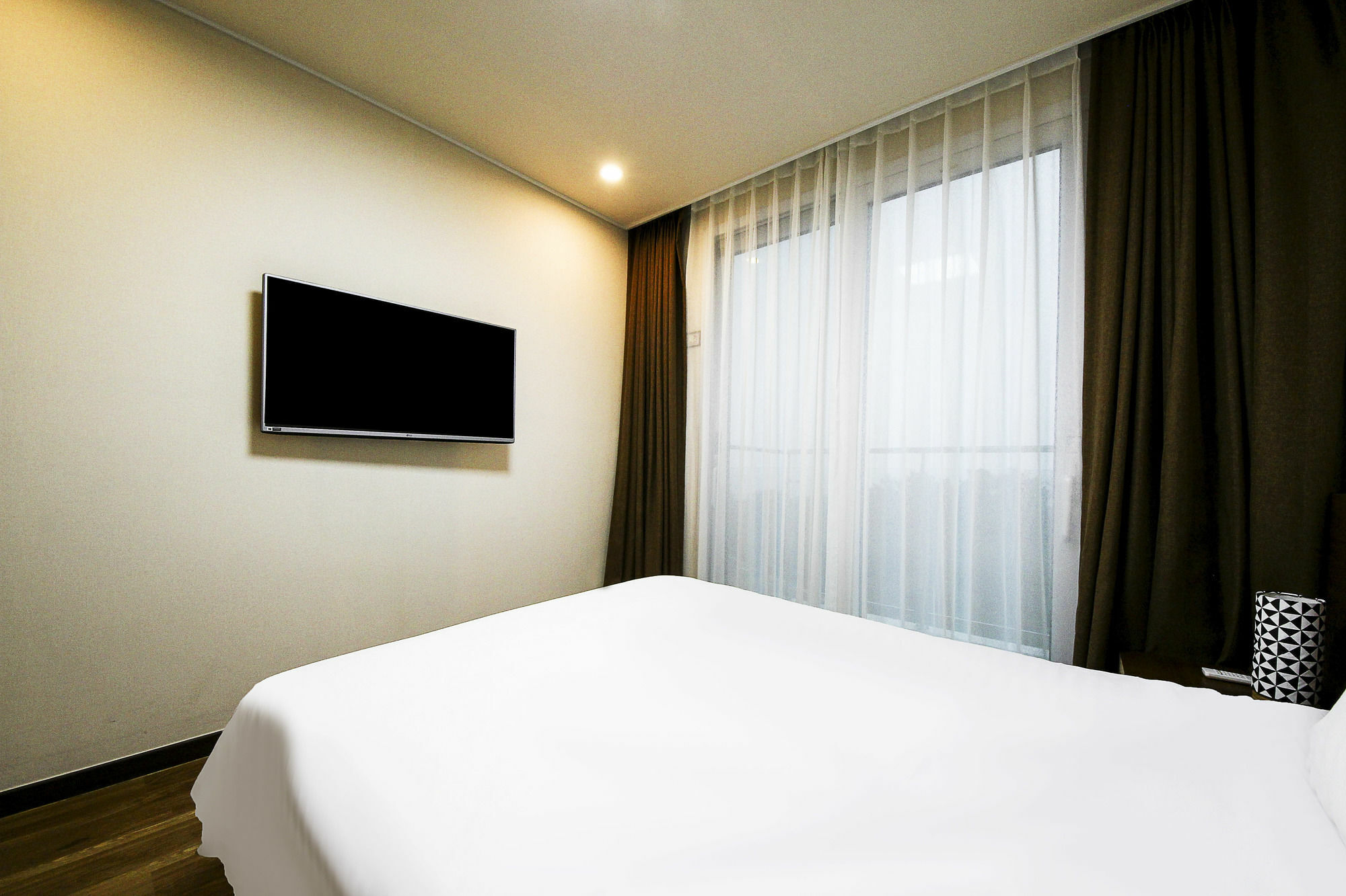 Jeju Jungmun Ocean Blue Hotel Сеогвипо Екстериор снимка