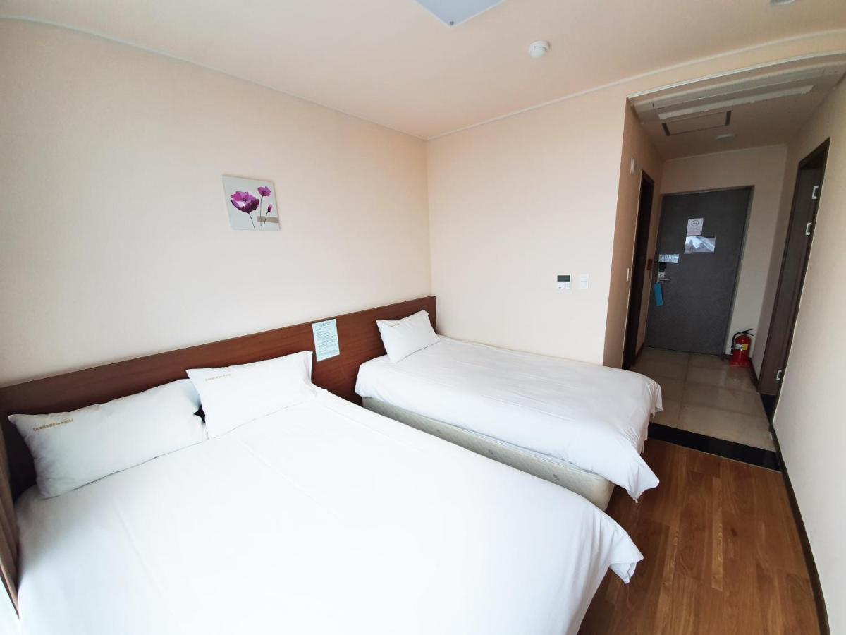 Jeju Jungmun Ocean Blue Hotel Сеогвипо Екстериор снимка